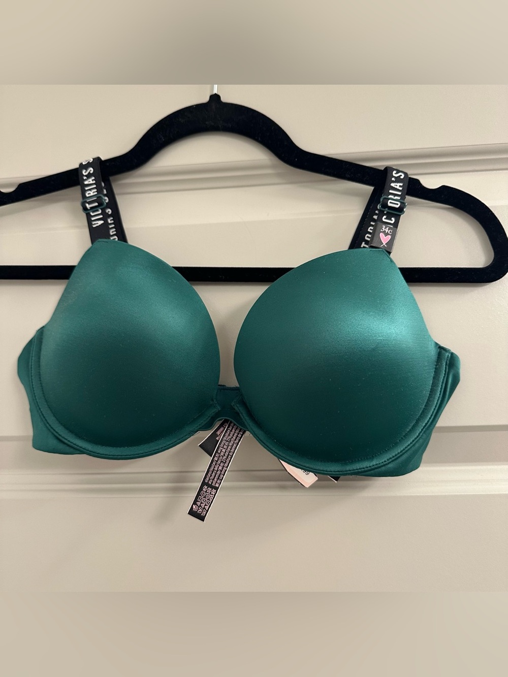 Victorias Secret Push-up NWT Bra - Picture 1 of 3